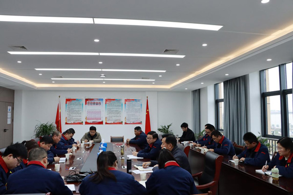 ky开元官网在线召开先模人物座谈会