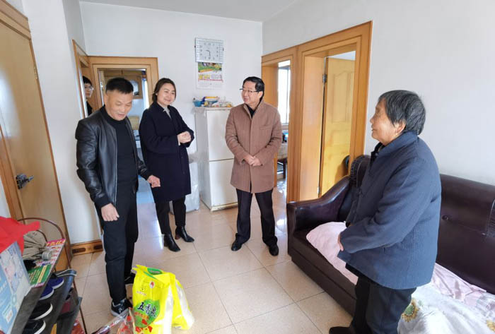 ky开元官网在线党委开展走访慰问工作
