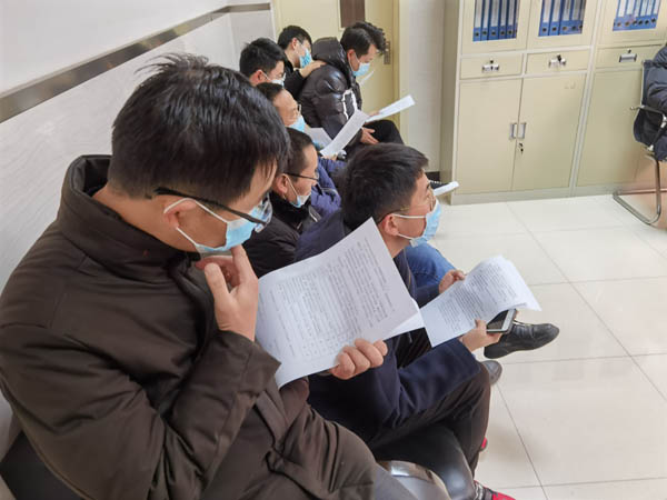 ky开元官网在线组织出国人员接种新冠疫苗
