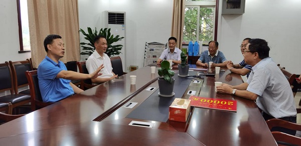 集团ky开元官网在线副总经理到ky开元官网在线开展高温慰问