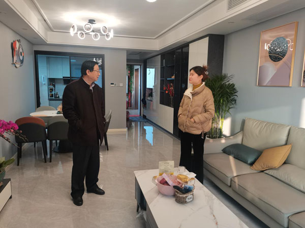 ky开元官网在线领导开展节前慰问