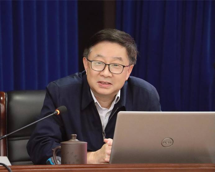 ky开元官网在线举办党委书记讲党课暨“青年大讲堂”第一期